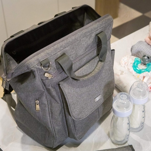 BBLuv Back pack Diaper bag - Picture 7 of 16